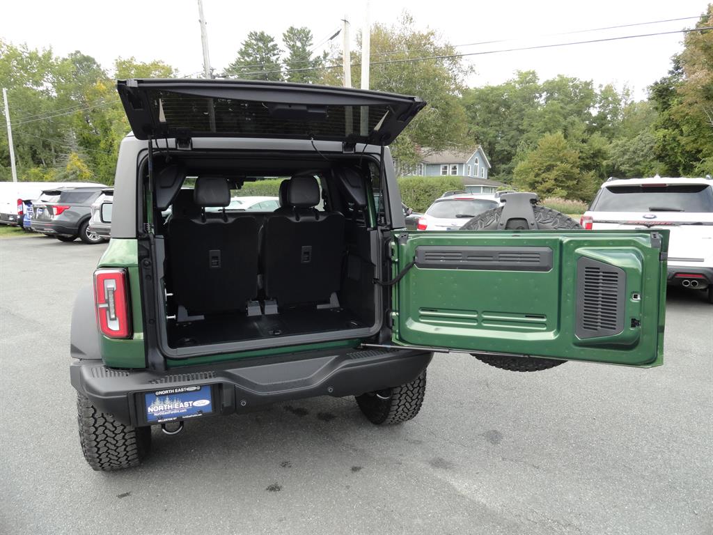 2025 Ford Bronco Badlands photo 19