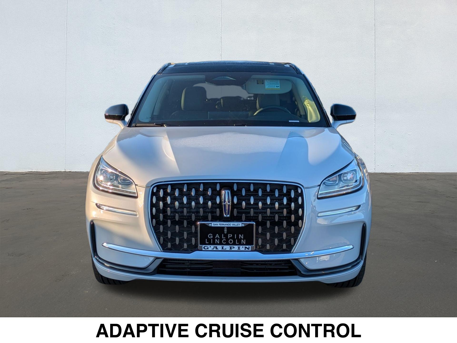 2025 Lincoln Corsair Grand Touring photo 4