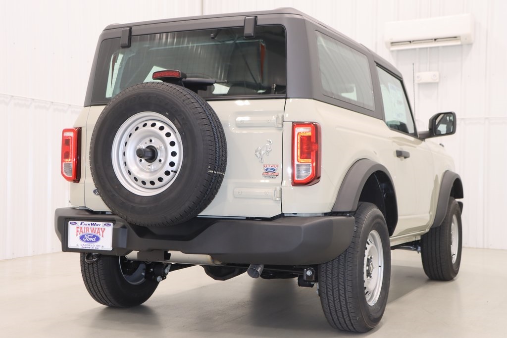 2025 Ford Bronco Base photo 7