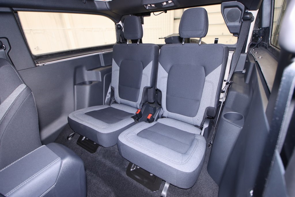 2025 Ford Bronco Base photo 10