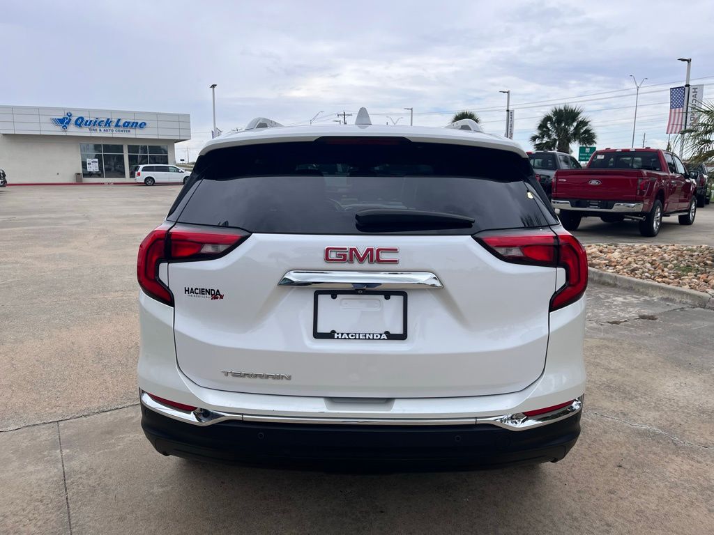 2021 Gmc Terrain SLT photo 3