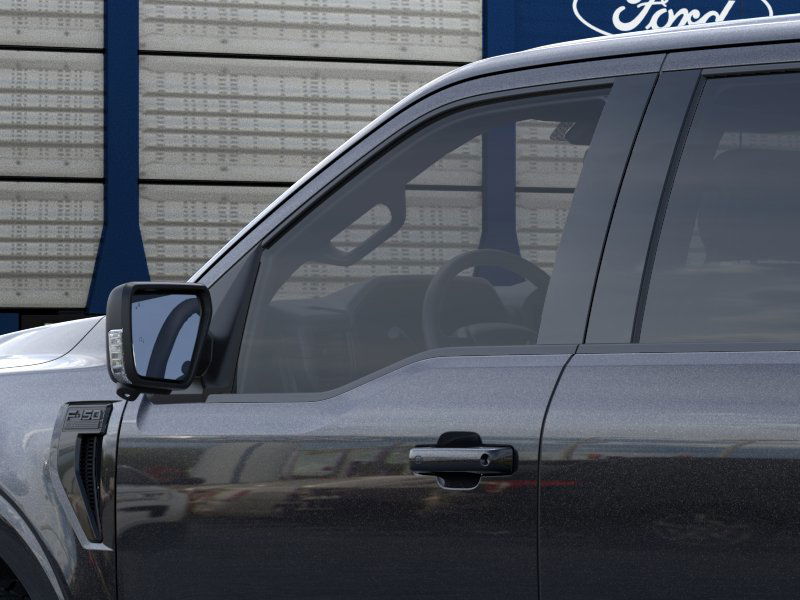 2025 Ford F-150 XLT photo 14