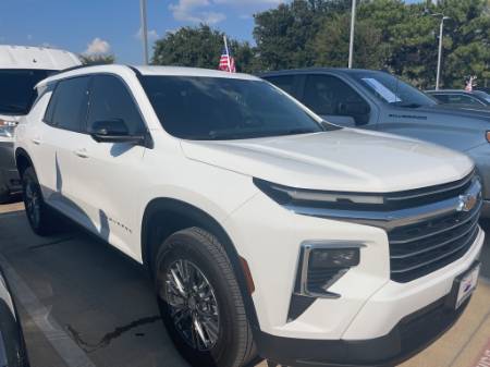 2026 Chevrolet Traverse FWD LT