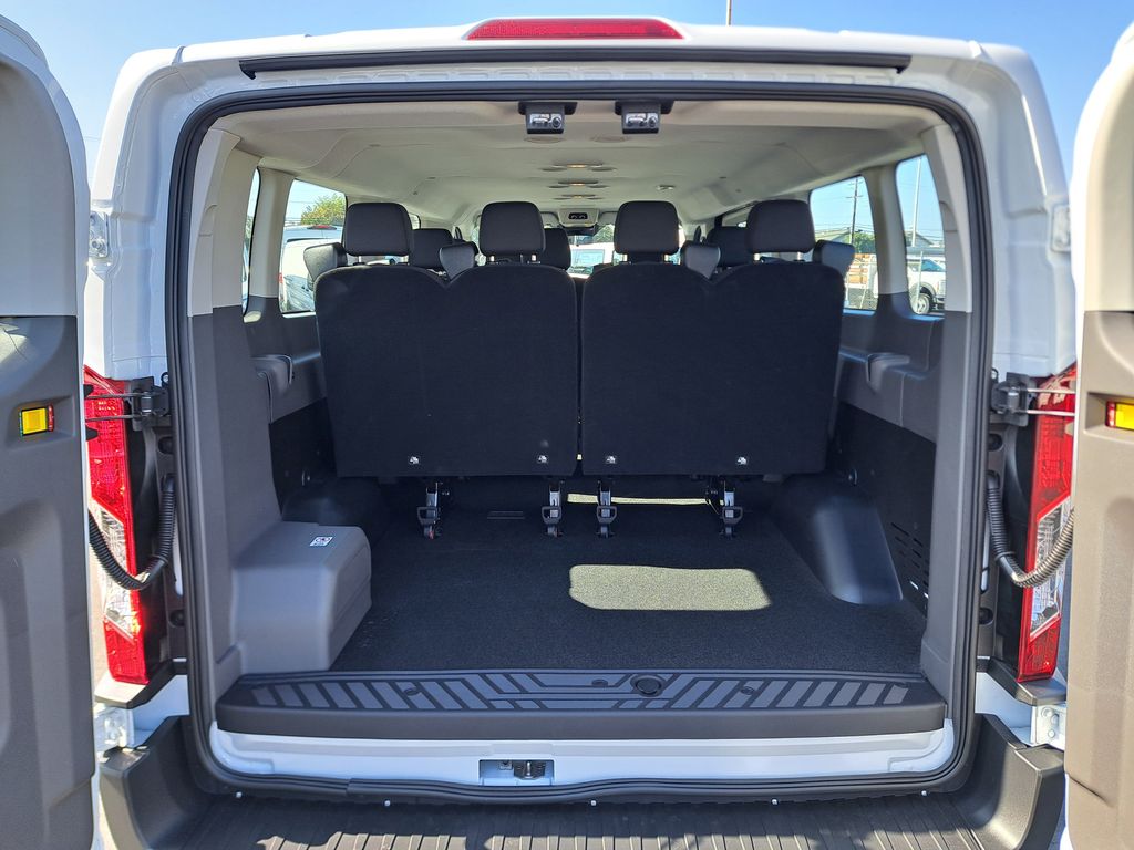 2025 Ford Transit photo 4