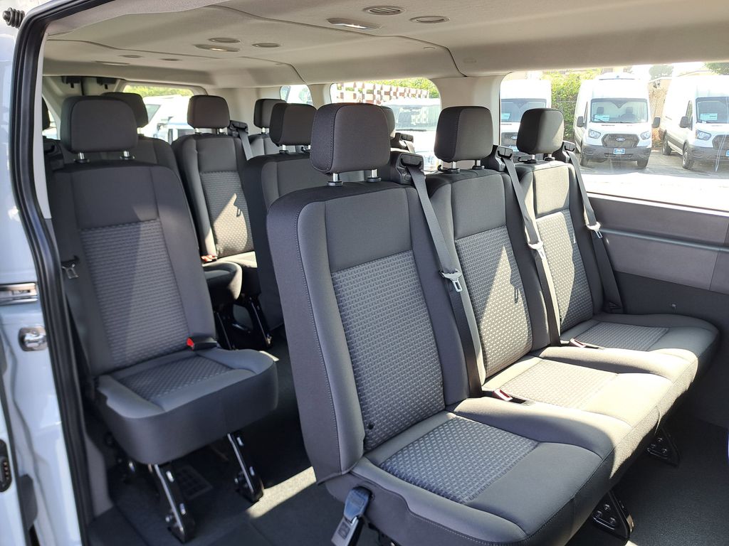 2025 Ford Transit photo 6