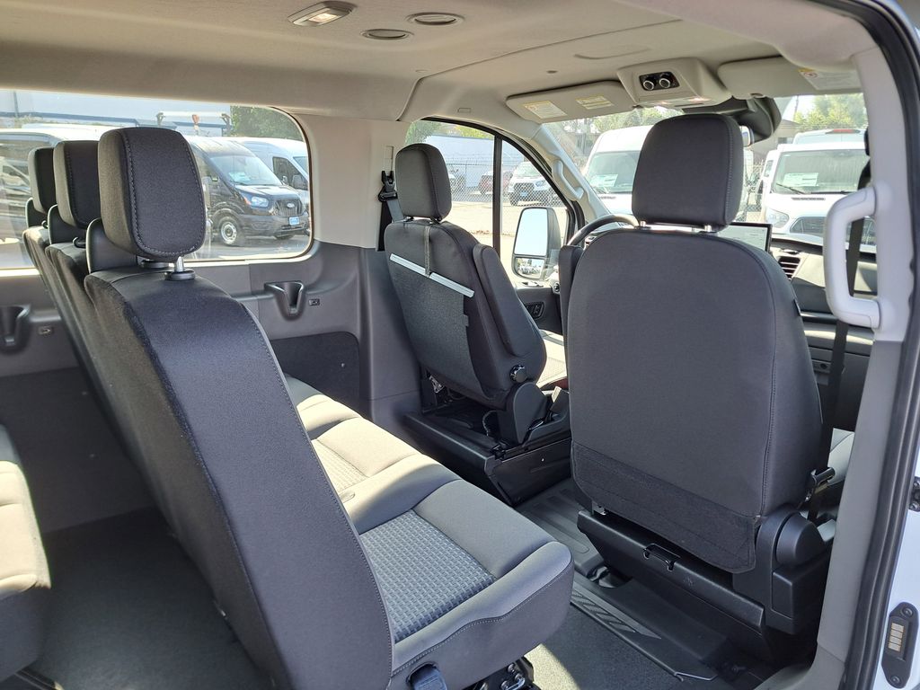 2025 Ford Transit photo 7