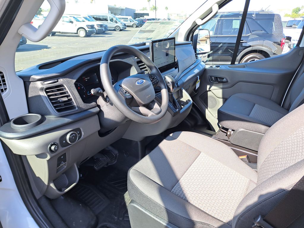 2025 Ford Transit photo 8