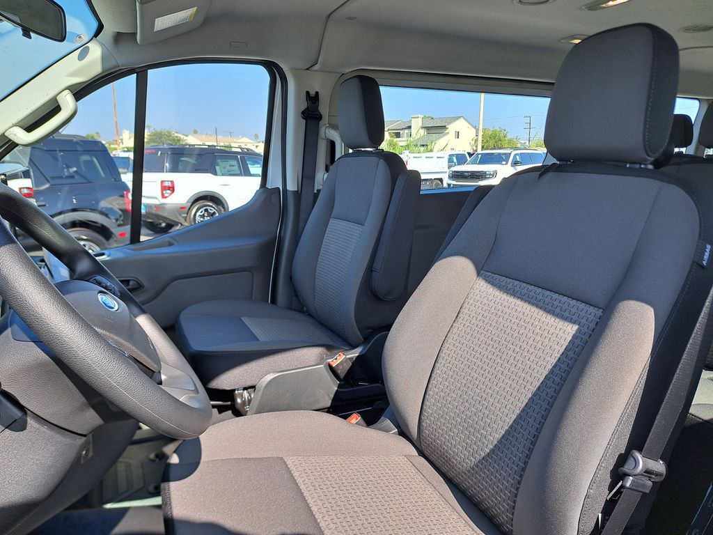 2025 Ford Transit photo 9