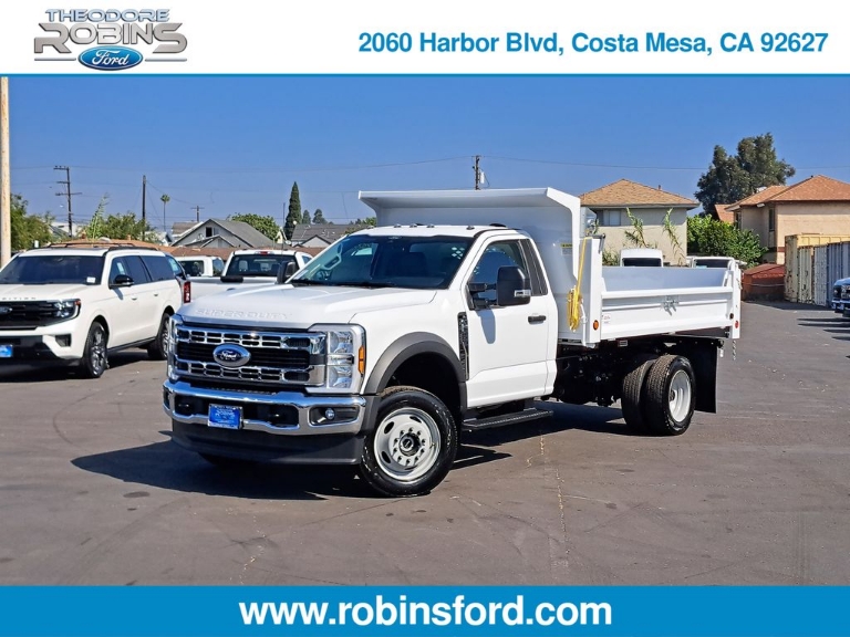 2025 Ford F-550SD XL