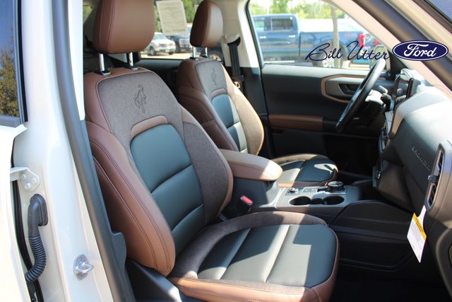 2025 Ford Bronco Sport Outer Banks photo 7