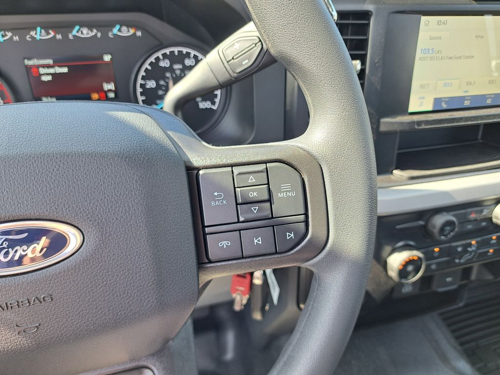 2026 Ford F-250 photo 16