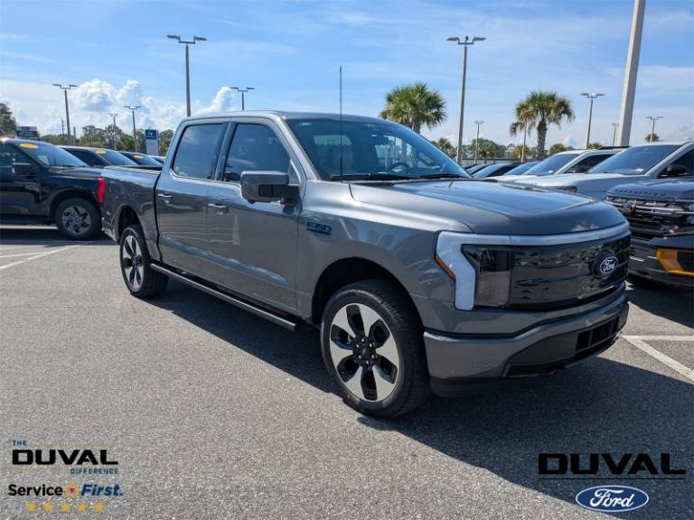 2025 Ford F-150 Lightning Platinum