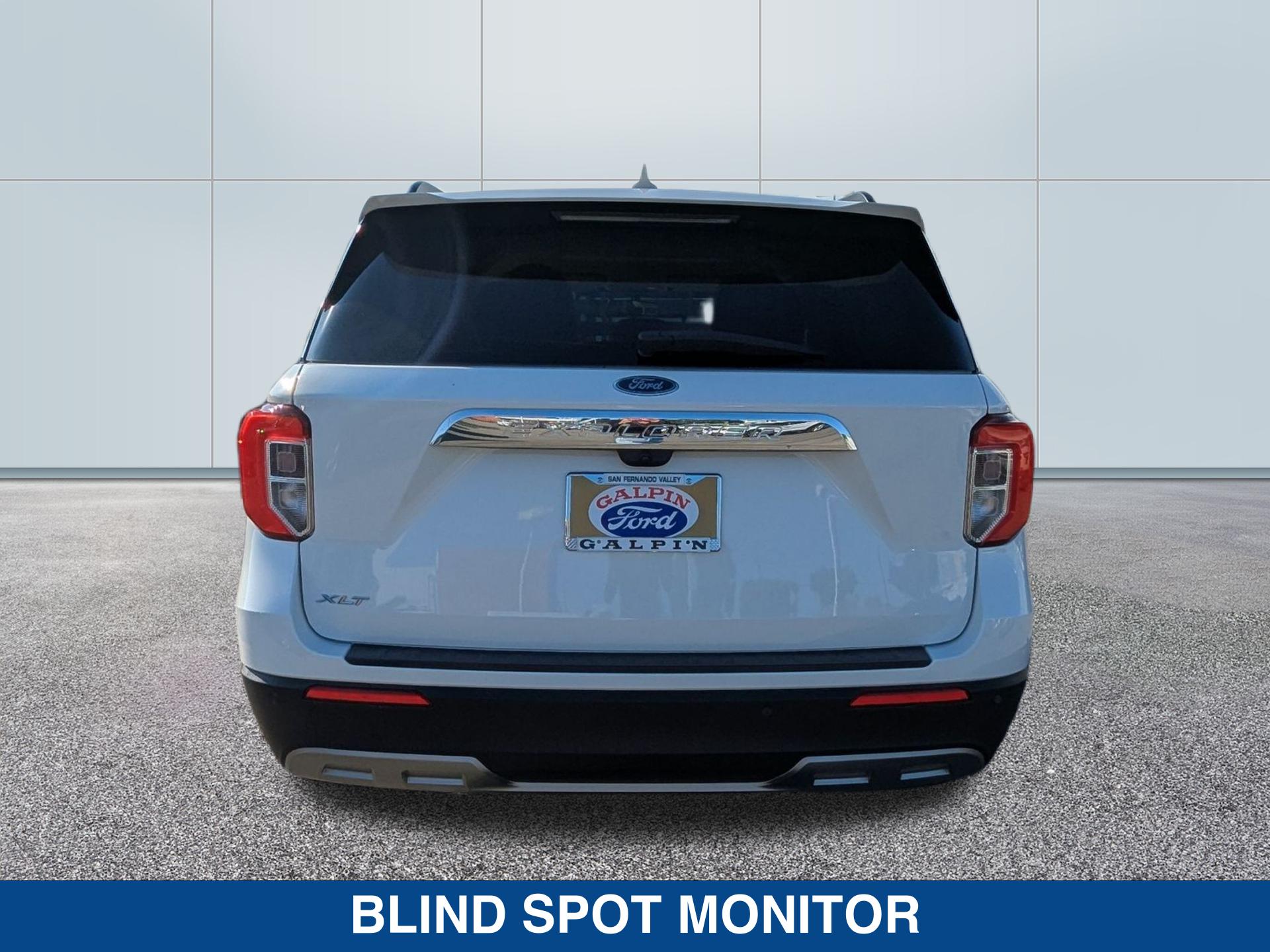2022 Ford Explorer XLT photo 3
