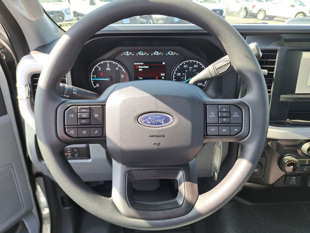 2026 Ford F-350 photo 11