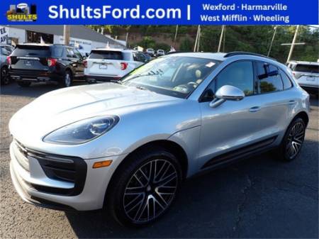 2022 Porsche Macan Base