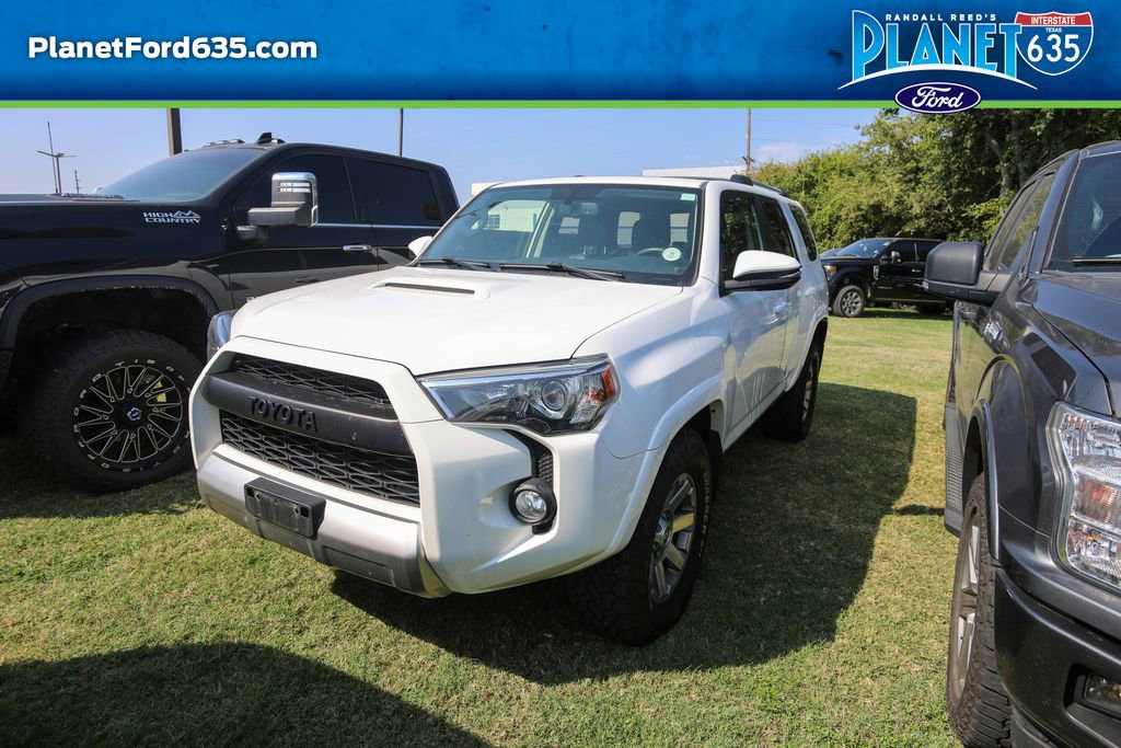 2015 Toyota 4Runner Trail photo 2