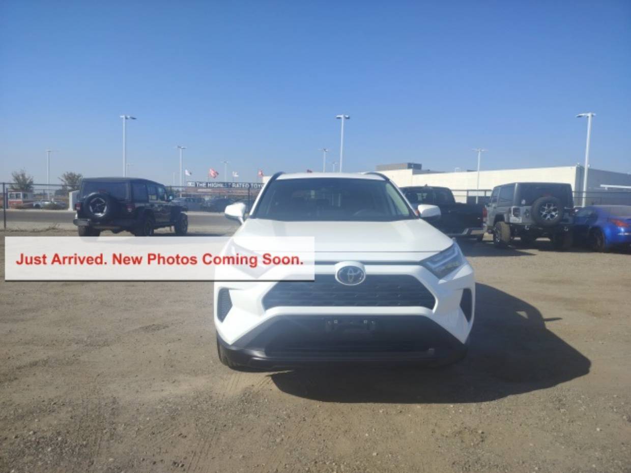 Used 2024 Toyota RAV4 XLE with VIN 2T3W1RFV6RW320091 for sale in Northfield, Minnesota