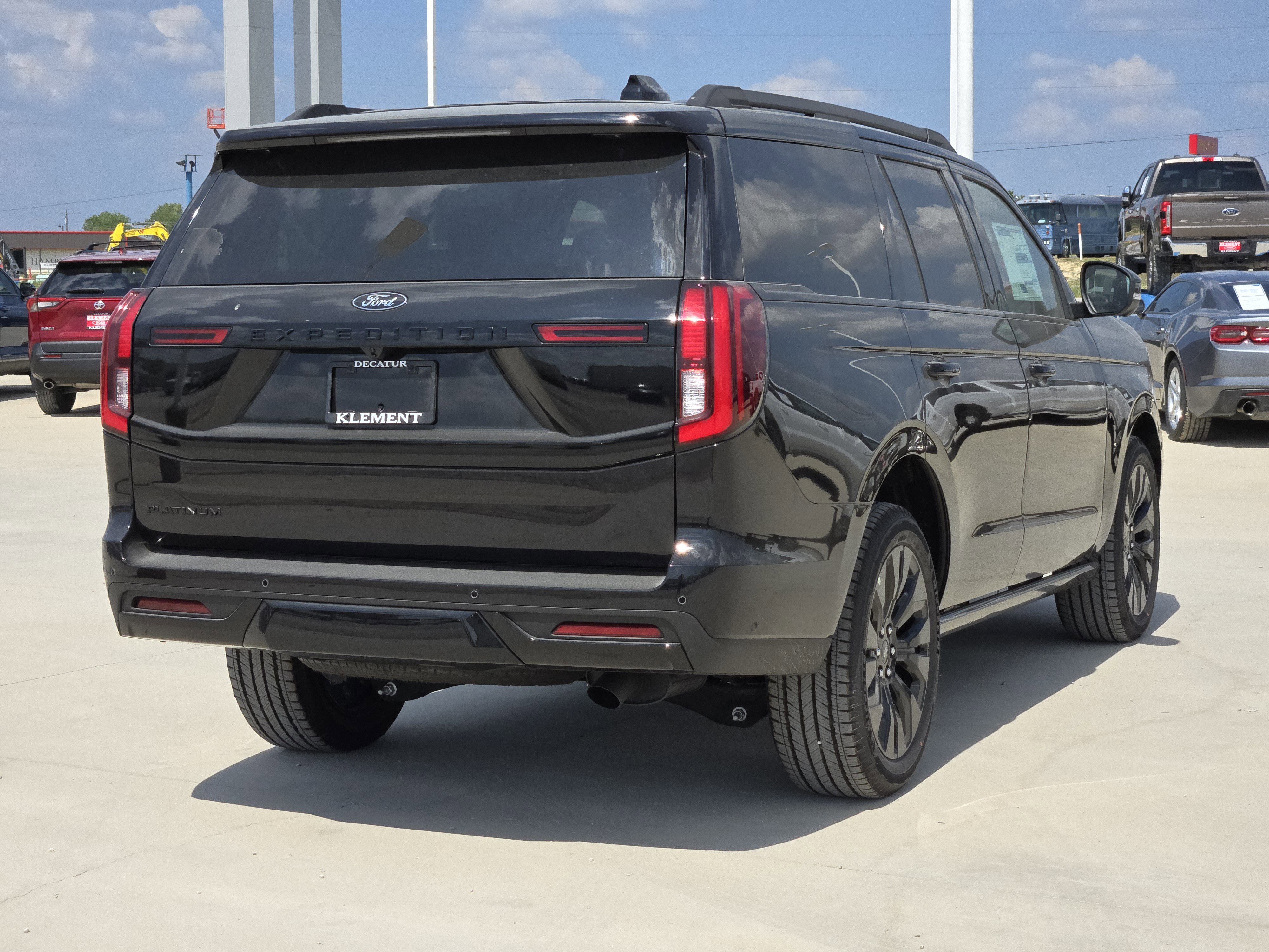 2025 Ford Expedition Platinum photo 4
