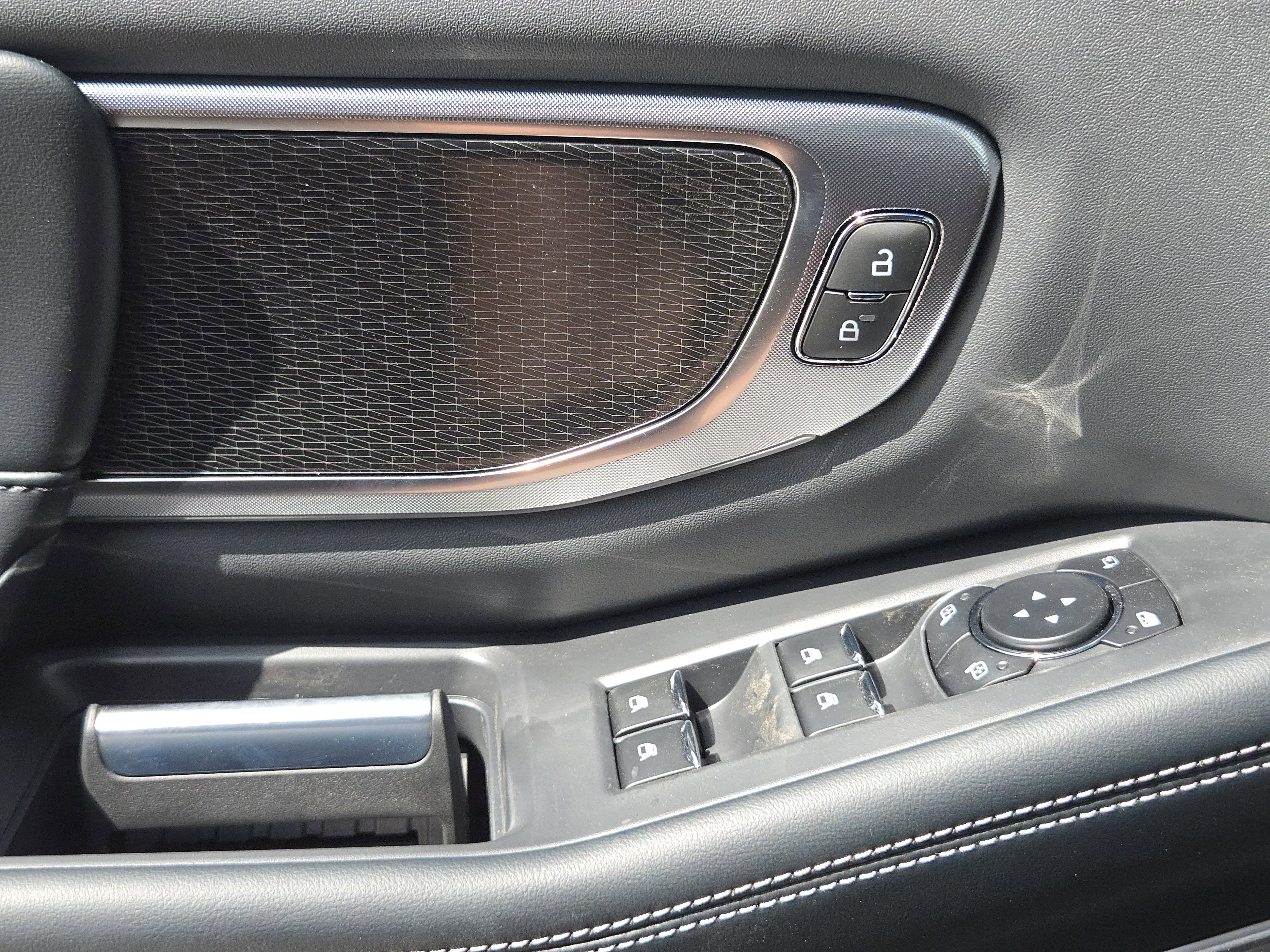 2025 Ford Expedition Platinum photo 18
