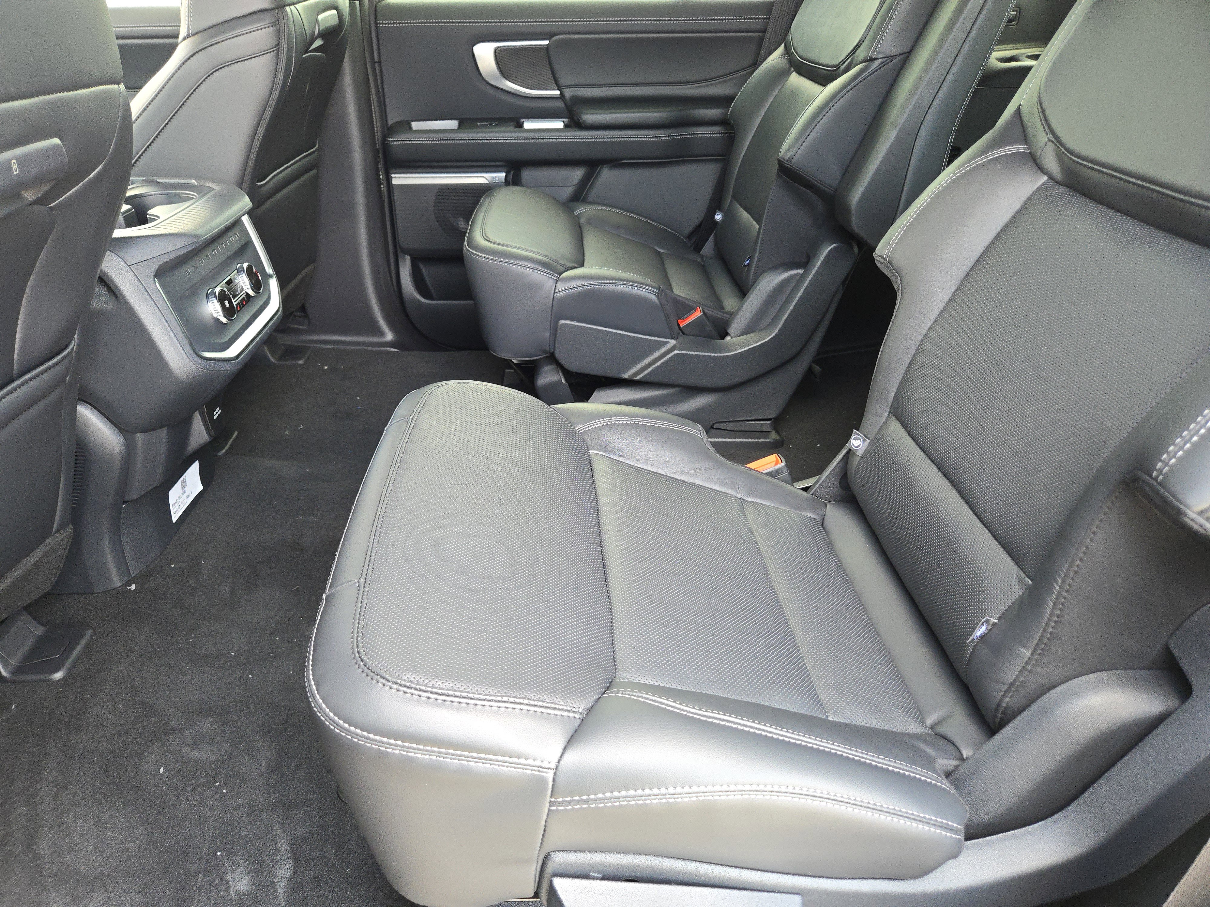 2025 Ford Expedition Platinum photo 23