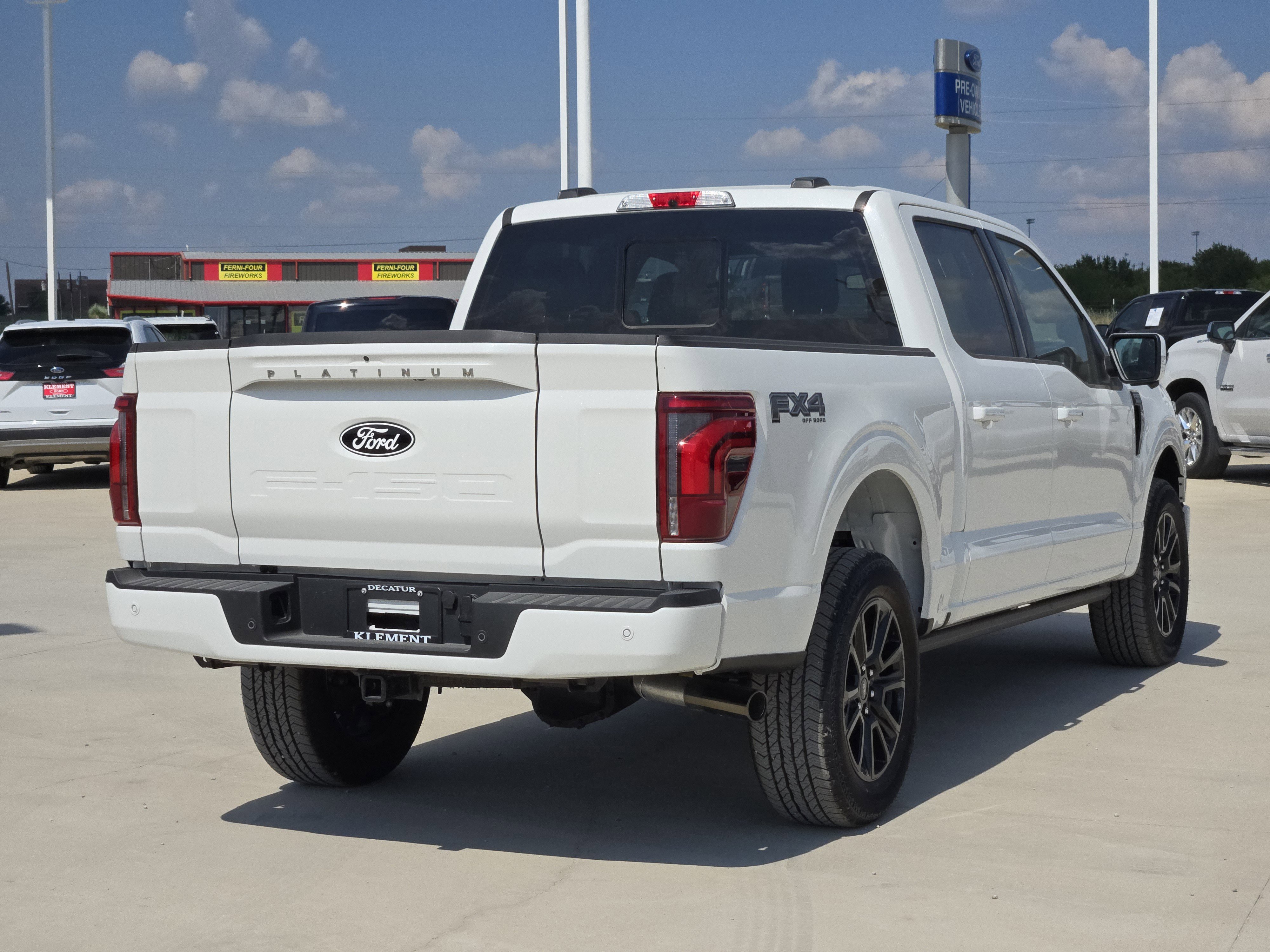 2025 Ford F-150 Platinum photo 3