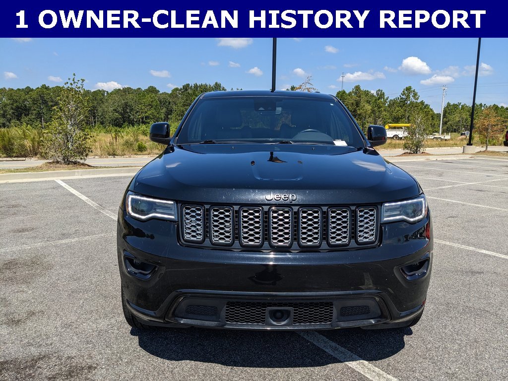 2020 Jeep Grand Cherokee Altitude photo 3
