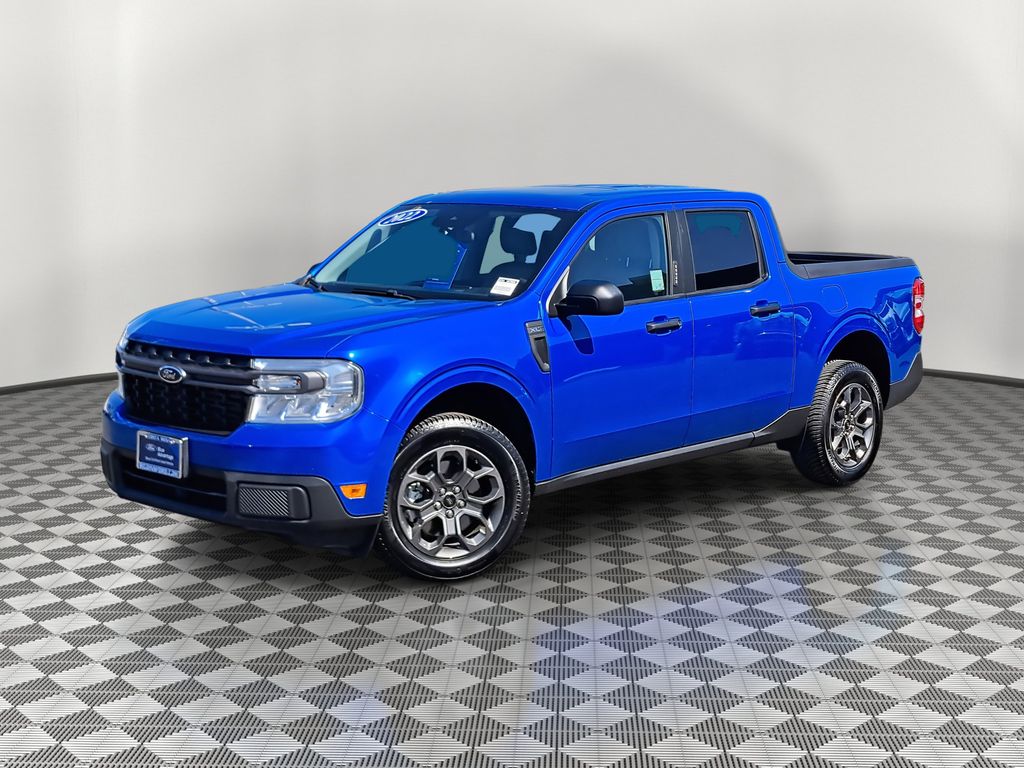 2022 Ford Maverick XLT photo 2