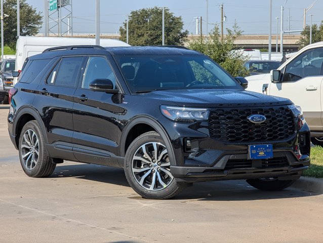 New 2025 Ford Explorer ST-Line