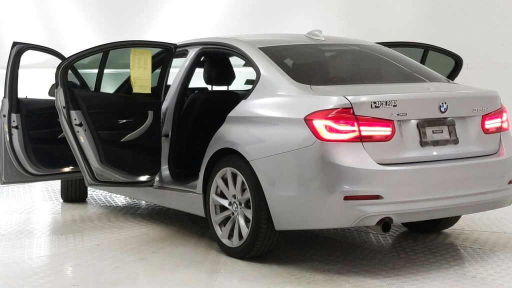 2018 Bmw 320i xDrive Sedan photo 10