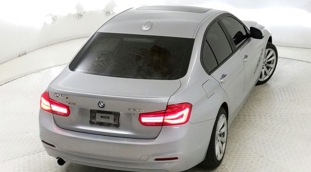 2018 Bmw 320i xDrive Sedan photo 15