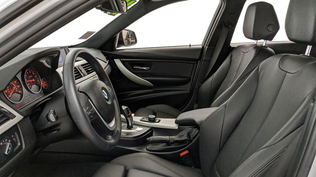 2018 Bmw 320i xDrive Sedan photo 33
