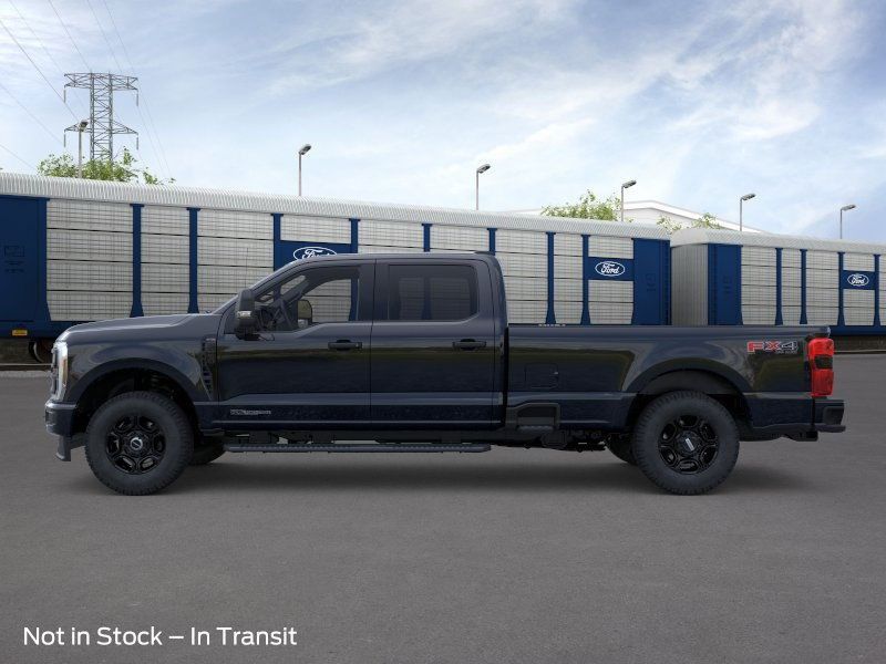 2026 Ford F-350 photo 2