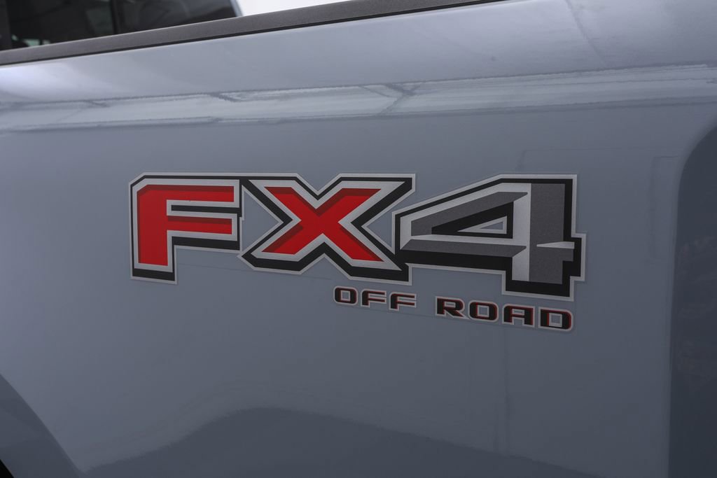 2026 Ford F-250 Platinum photo 5
