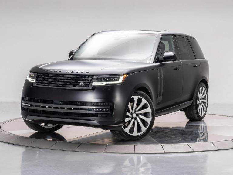 2025 Land Rover Range Rover P530 SE