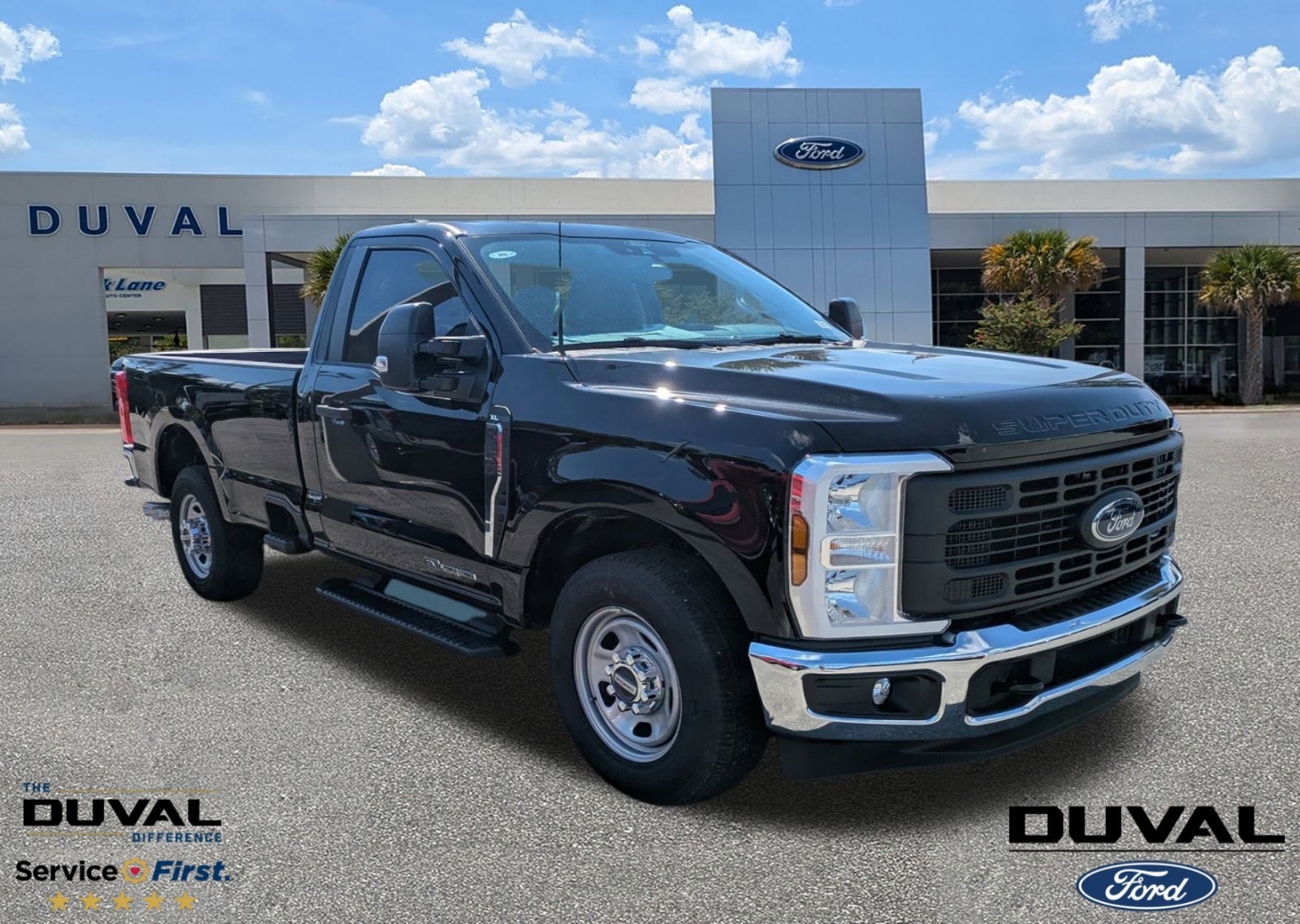 2026 Ford F-350 Super Duty XL's photo