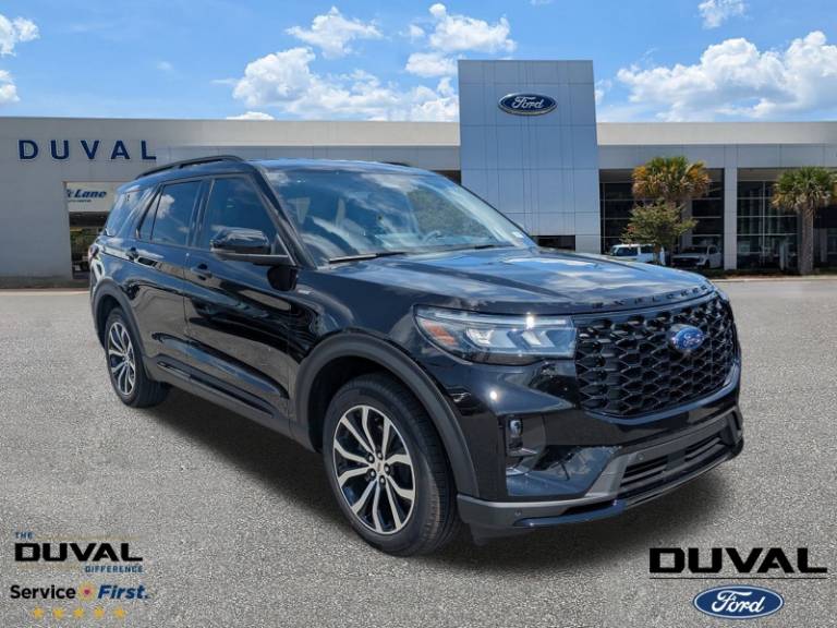 2025 Ford Explorer ST-Line