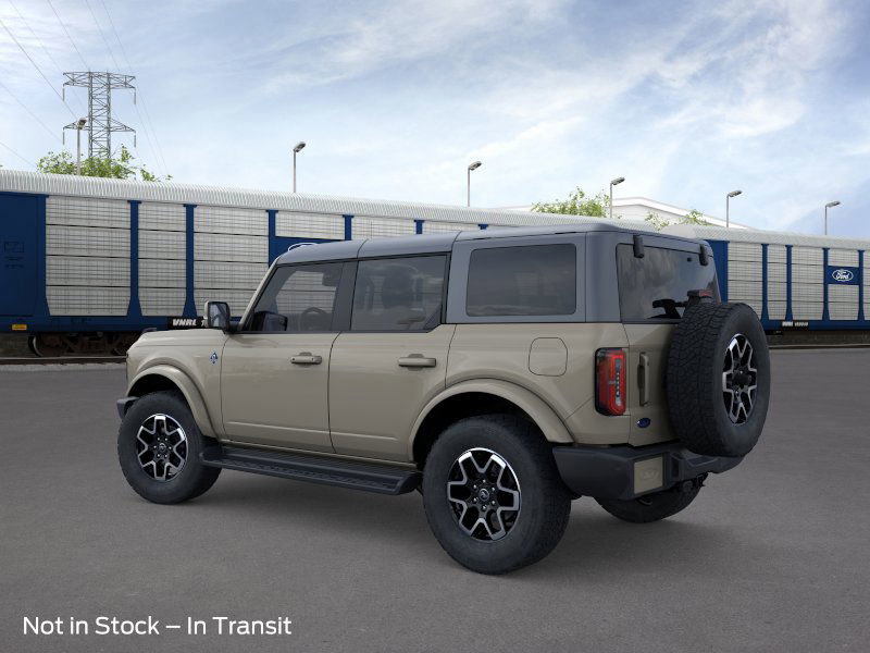 2025 Ford Bronco Outer Banks photo 3
