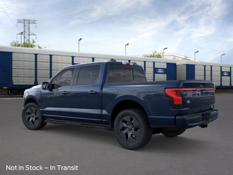 2025 Ford F-150 Lightning Lariat photo 2