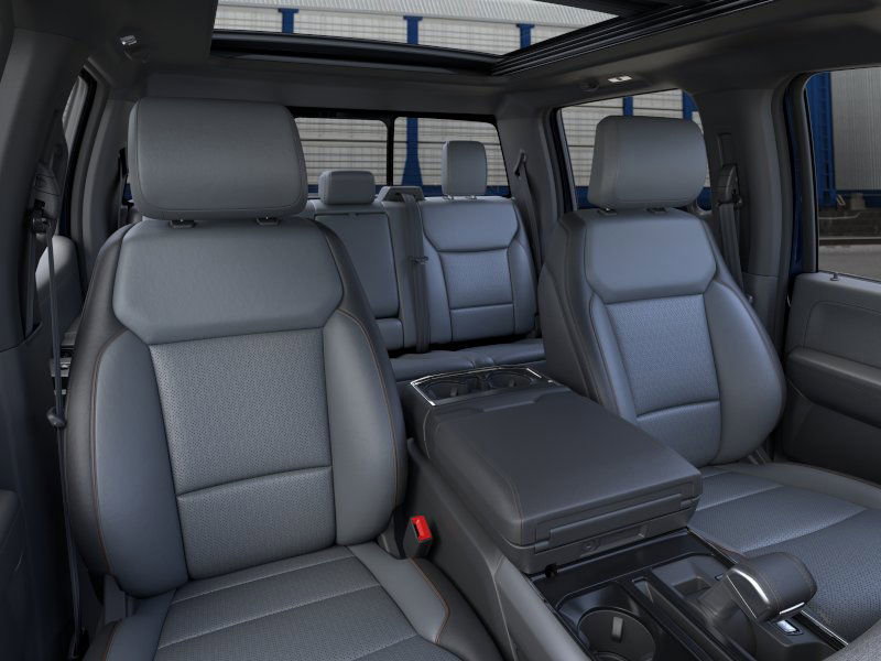2025 Ford F-150 Lightning Lariat photo 8
