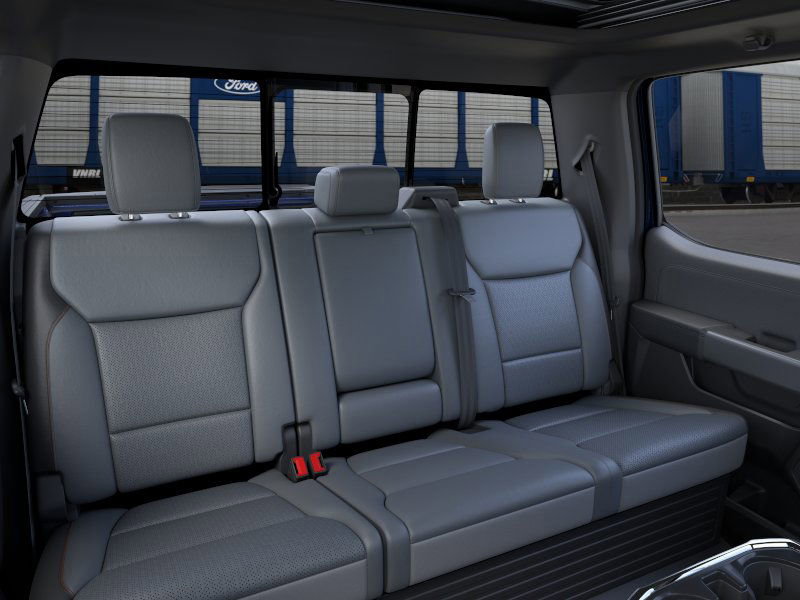 2025 Ford F-150 Lightning Lariat photo 9