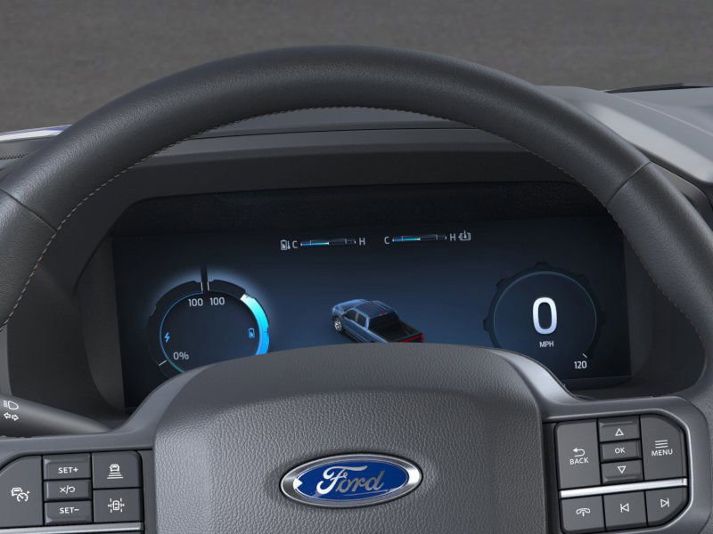 2025 Ford F-150 Lightning Lariat photo 11