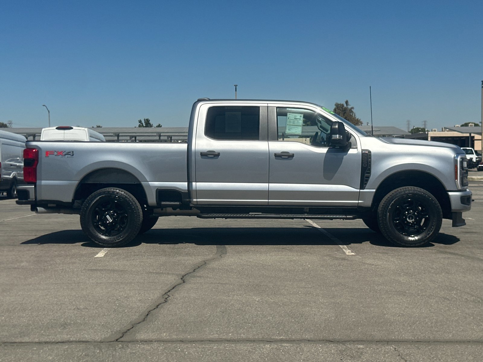 2023 Ford F-250 XL photo 2