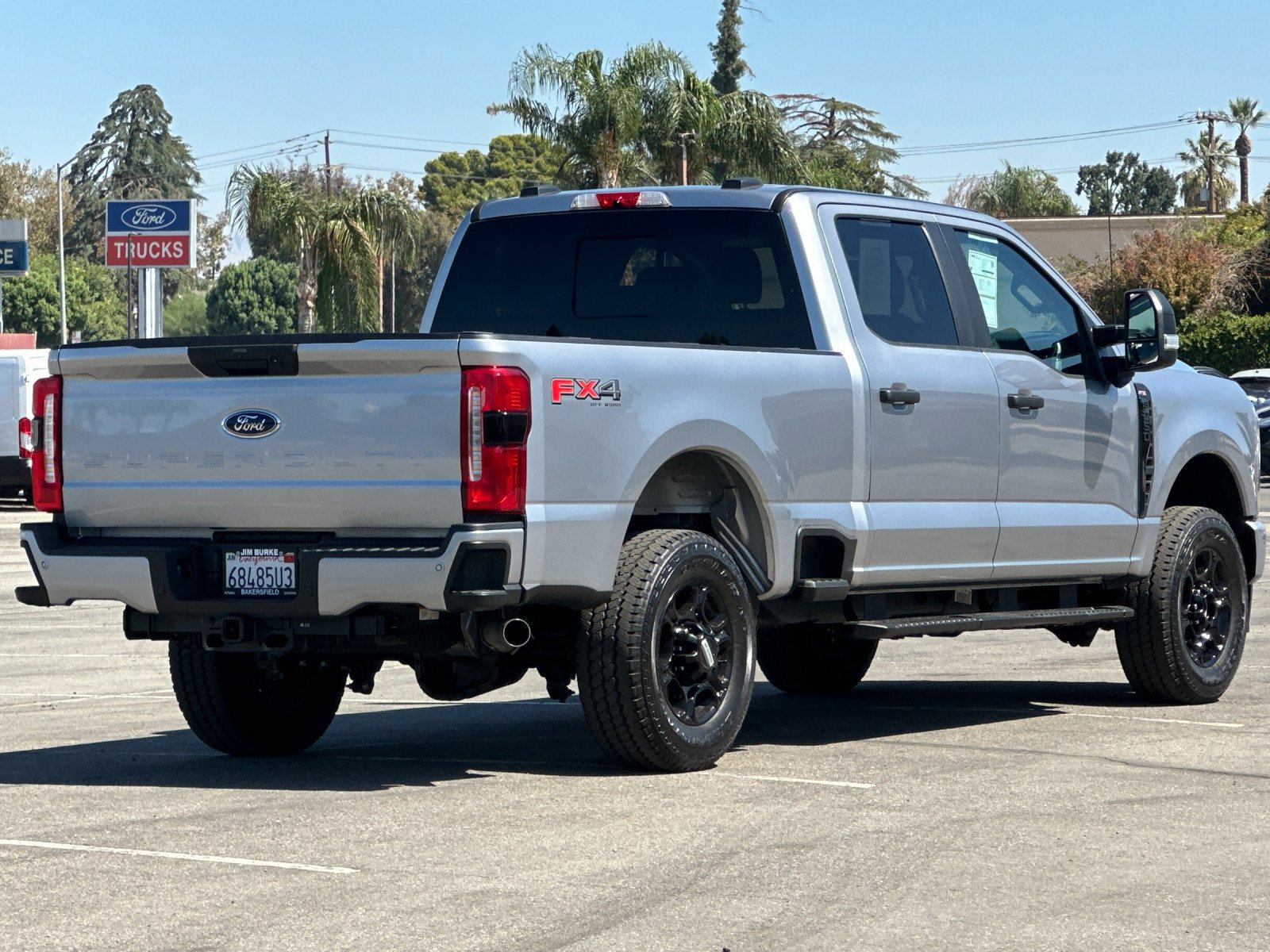 2023 Ford F-250 XL photo 3