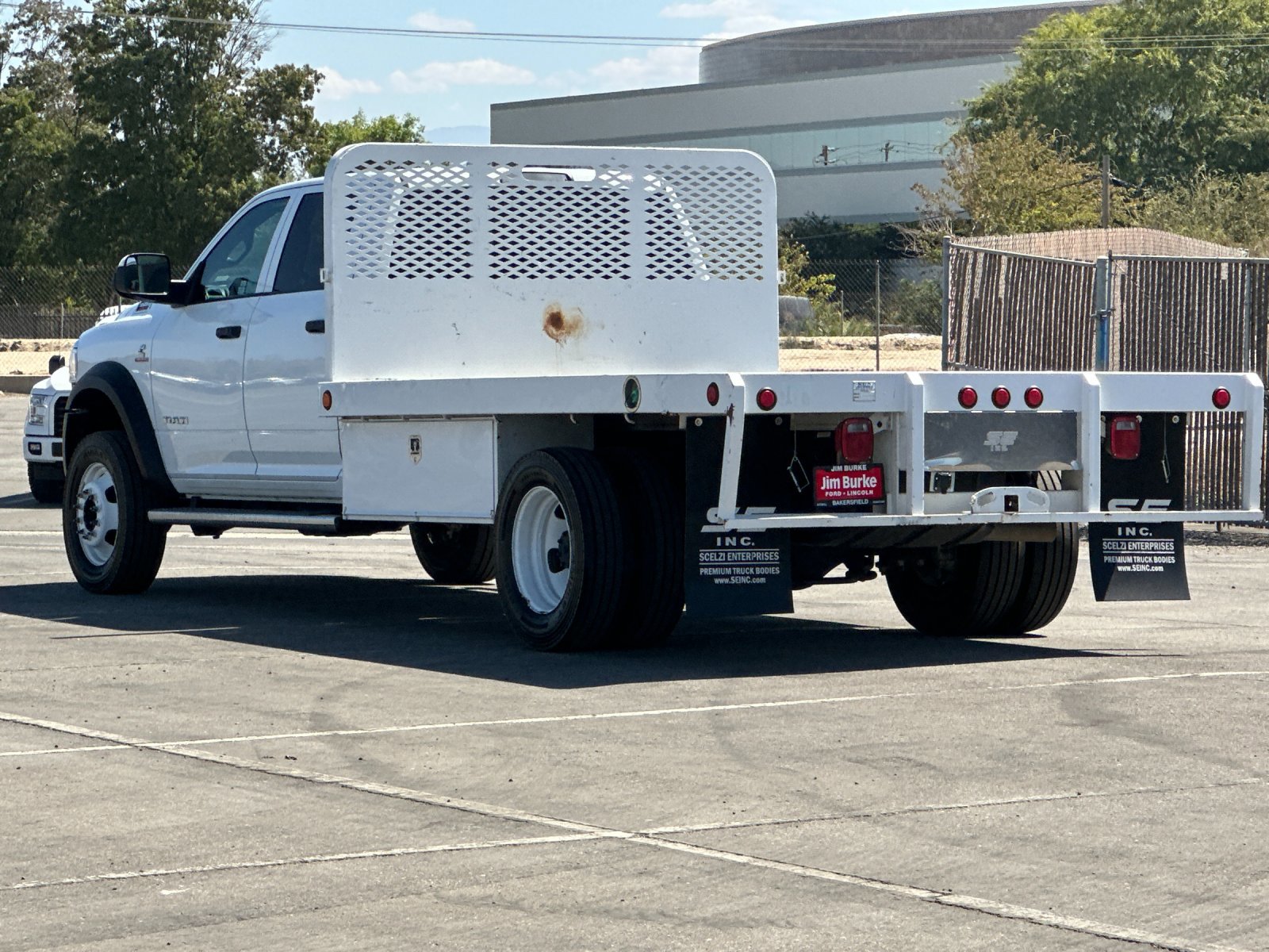 2022 Ram 5500 Tradesman photo 5