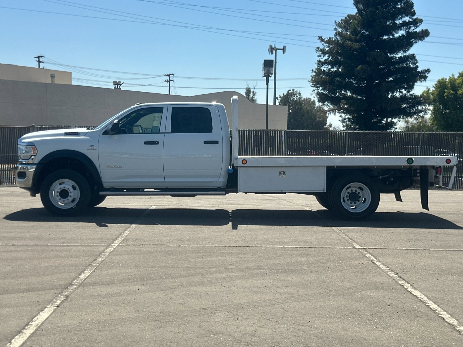 2022 Ram 5500 Tradesman photo 6
