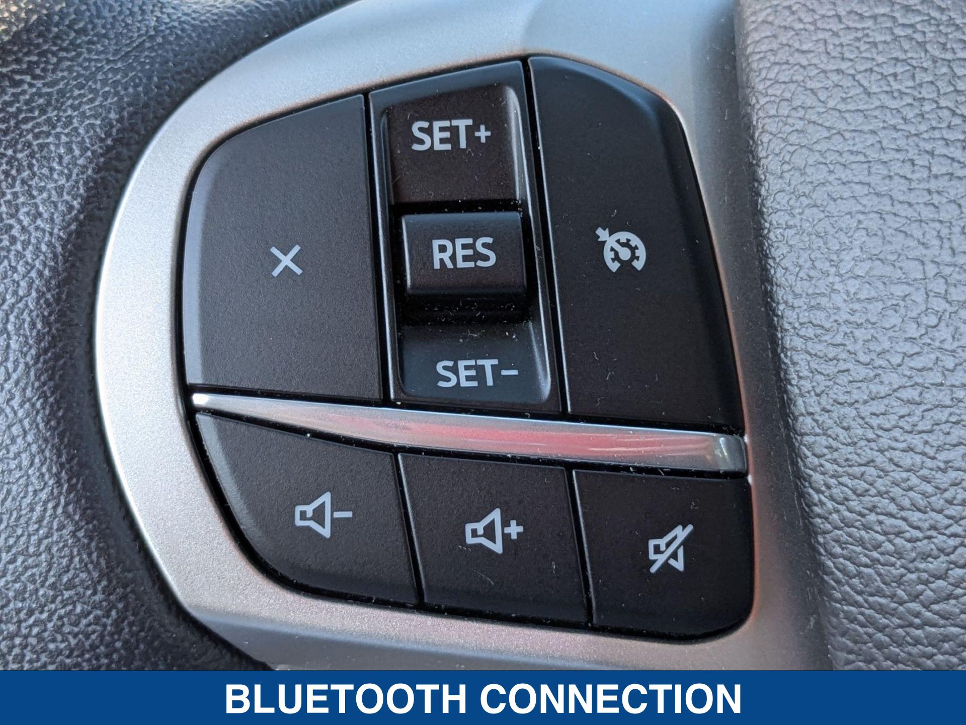 2022 Ford Explorer XLT photo 14