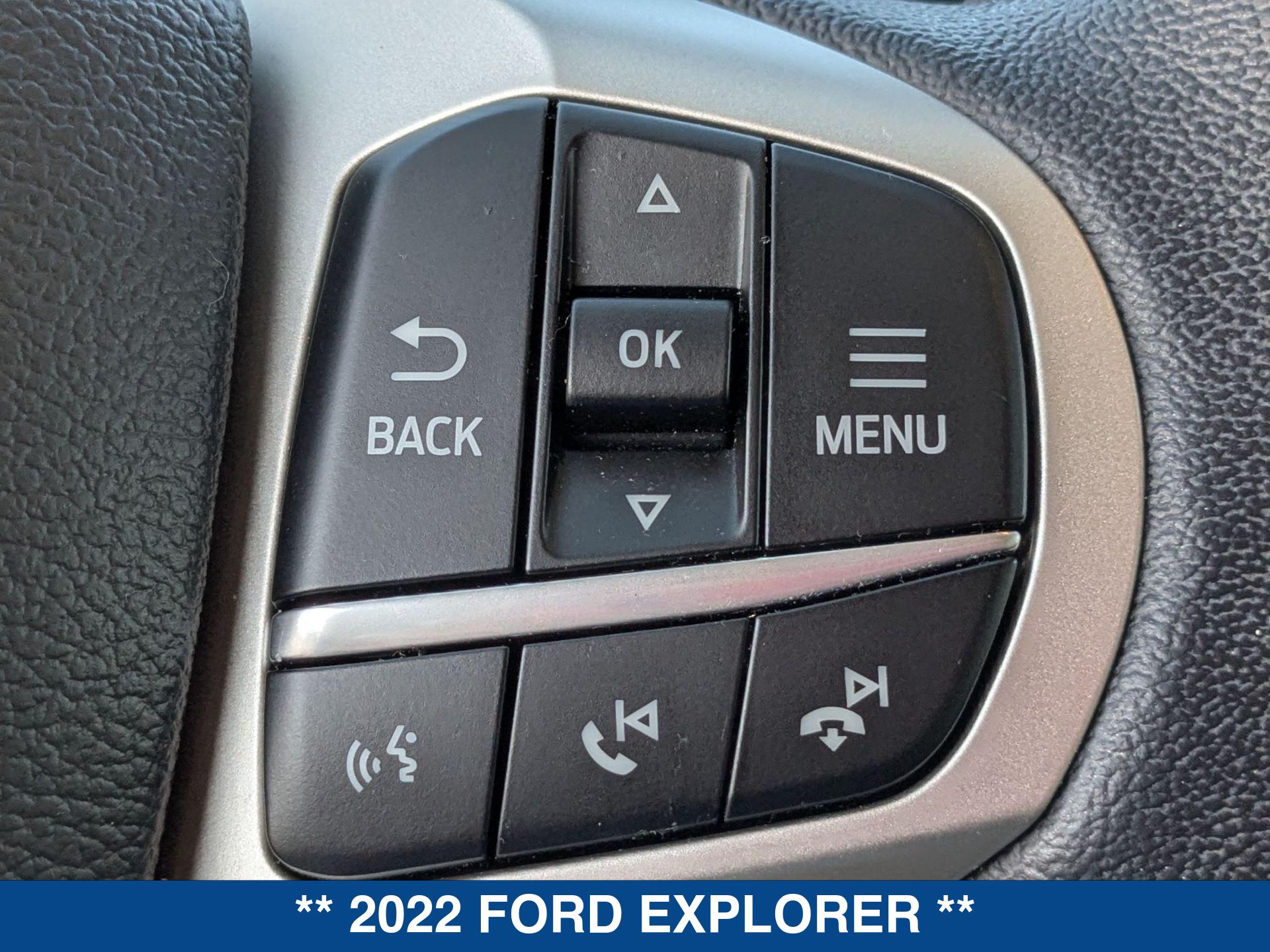 2022 Ford Explorer XLT photo 15