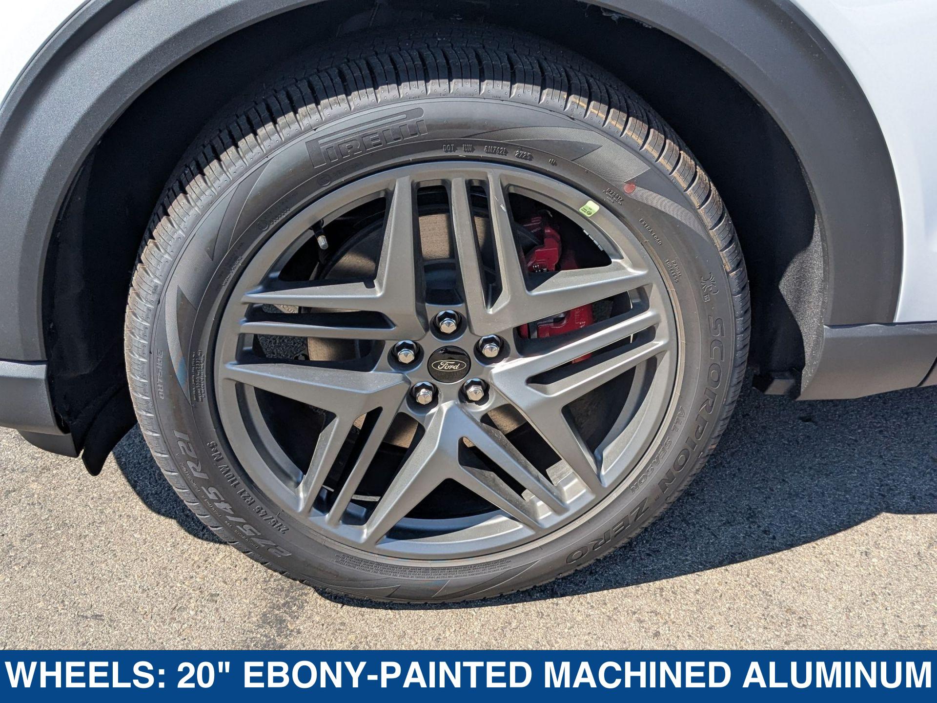 2025 Ford Explorer ST ST-Line photo 12
