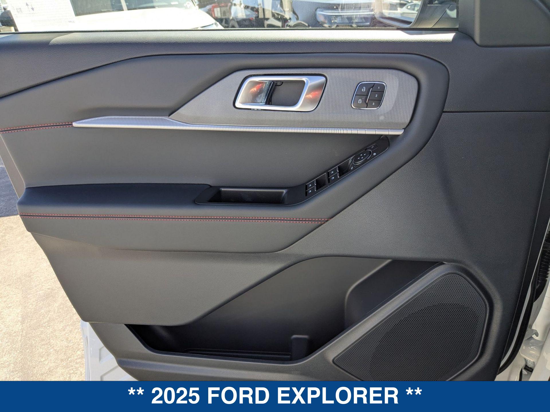 2025 Ford Explorer ST ST-Line photo 13