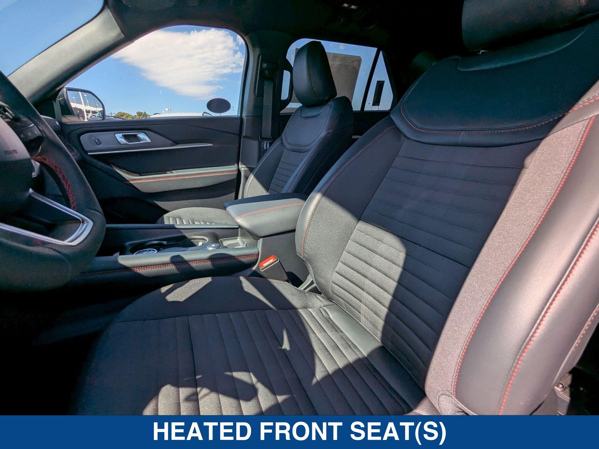 2025 Ford Explorer ST ST-Line photo 15